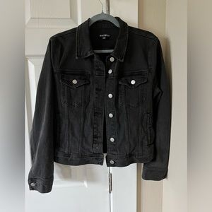 J Crew Mercantile black denim jean jacket. Size L. Great condition.